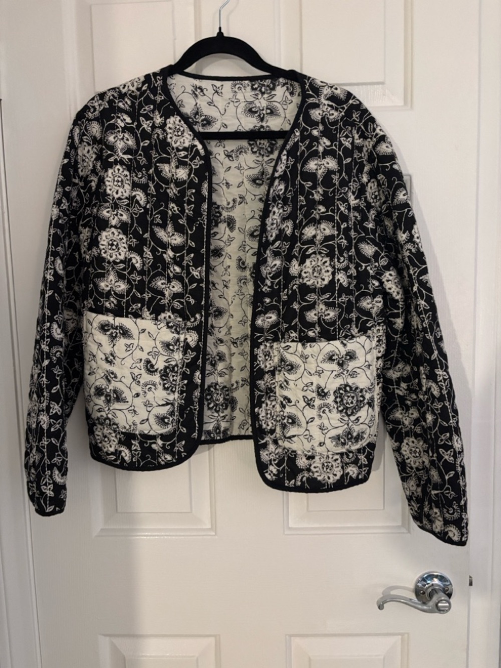 Black & White Floral Quilted Jacket - Women's